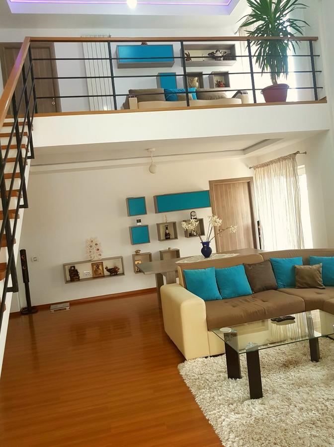 Nobless Villa Mereni  ภายนอก รูปภาพ